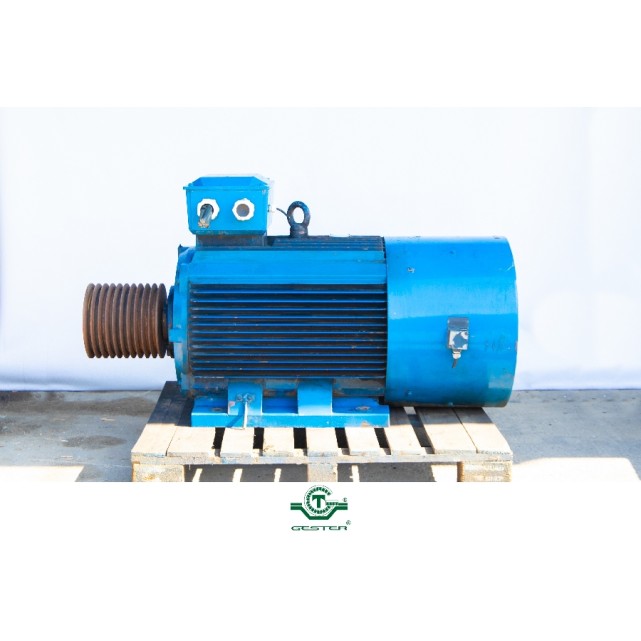 Engine standing