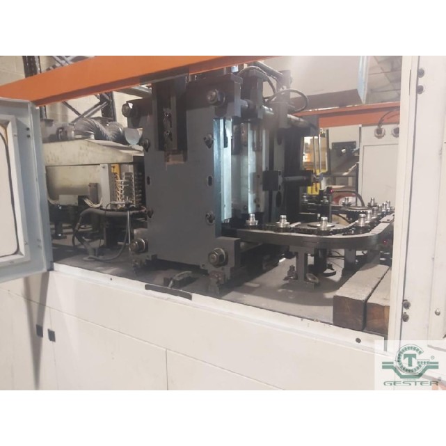 PET blower machine