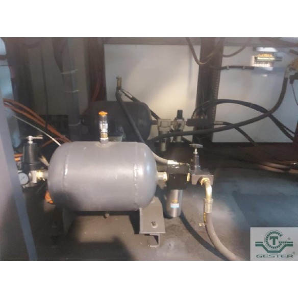PET blower machine