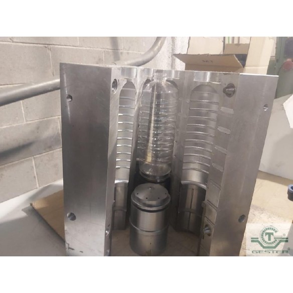 PET blower machine