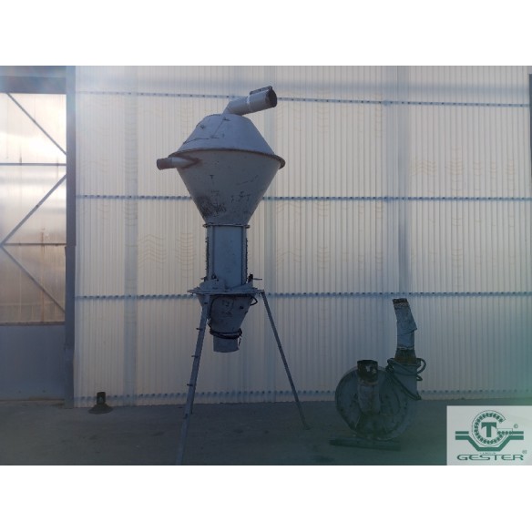 Pellet cooler