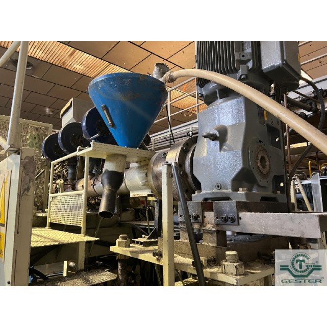 Blowing machine