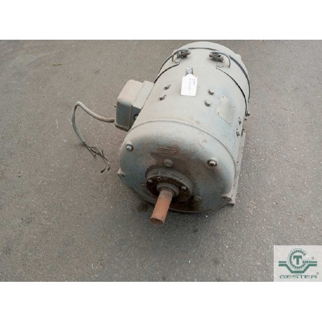 Foot-mounted motor