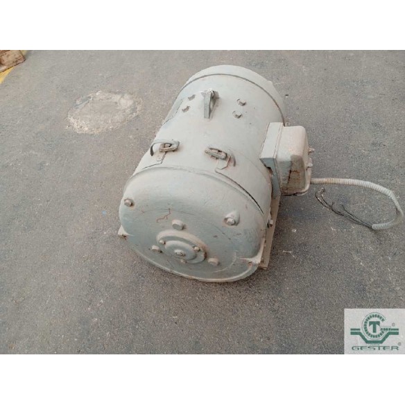 Foot-mounted motor