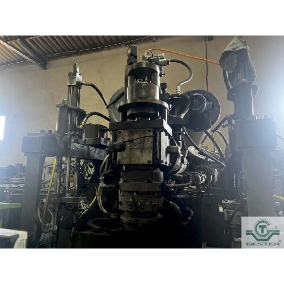 Blowing machine