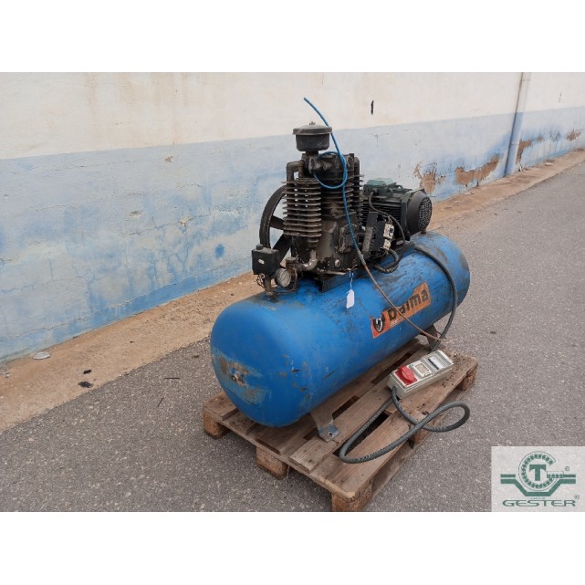 Air compressor