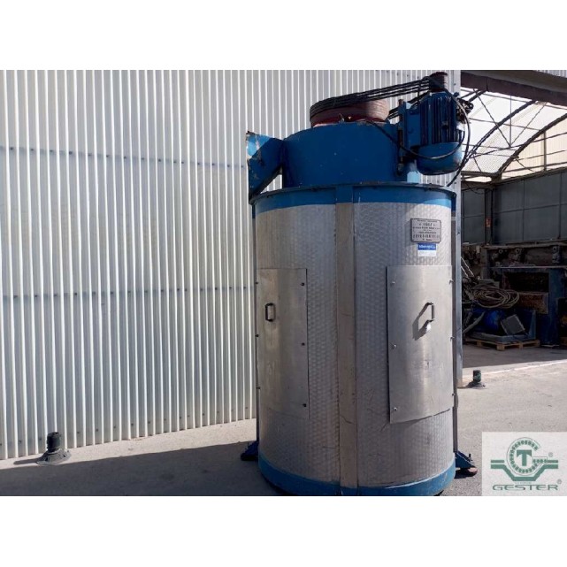 Vertical centrifuge