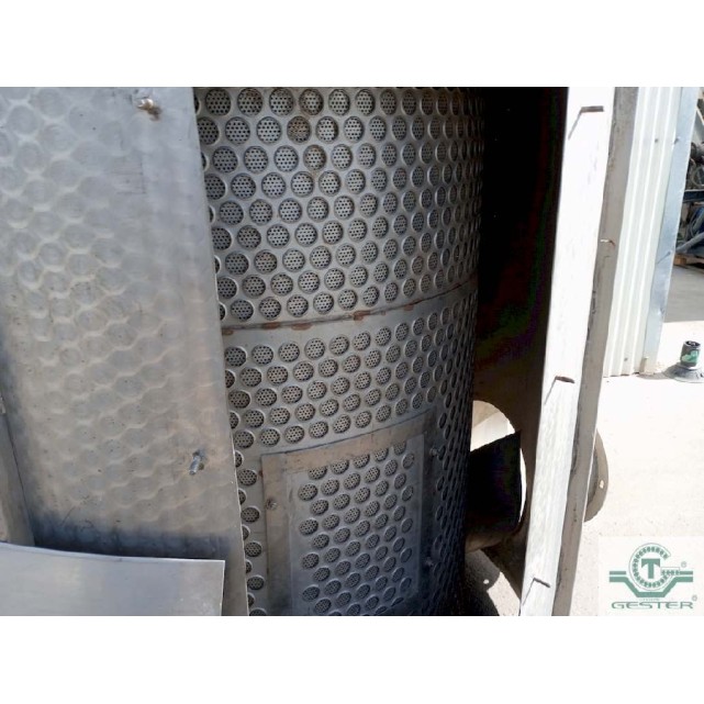 Vertical centrifuge