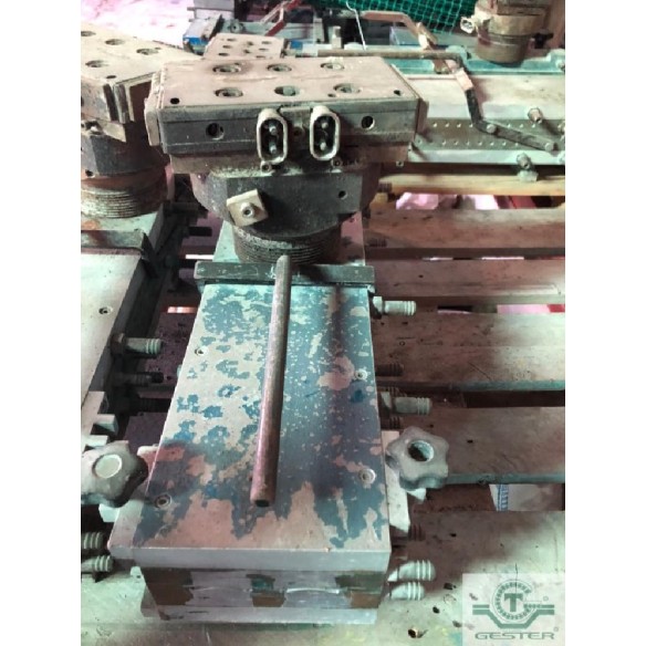 2 molds