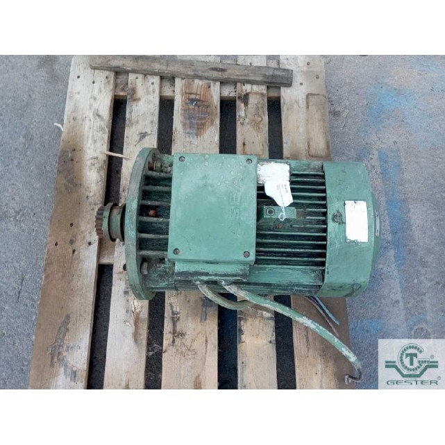 Engine standing