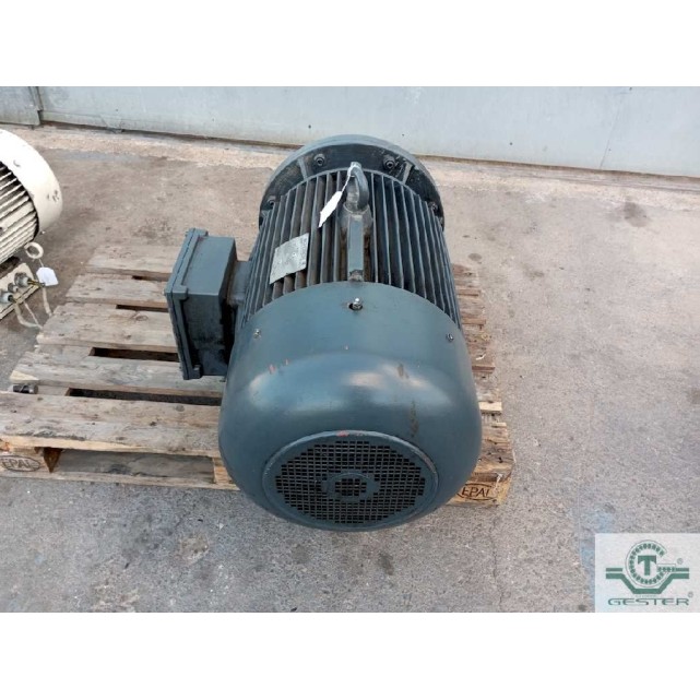 Engine standing