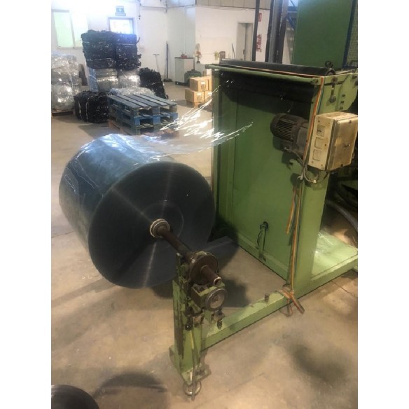 Thermoforming machine