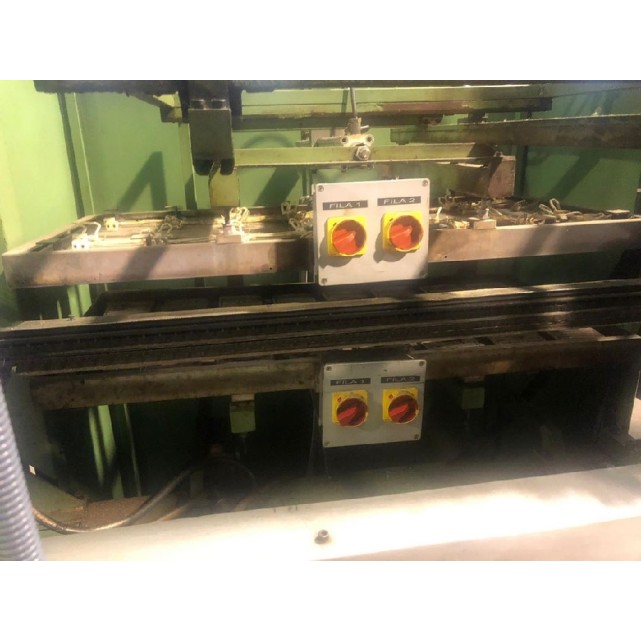 Thermoforming machine