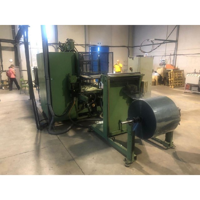 Thermoforming machine