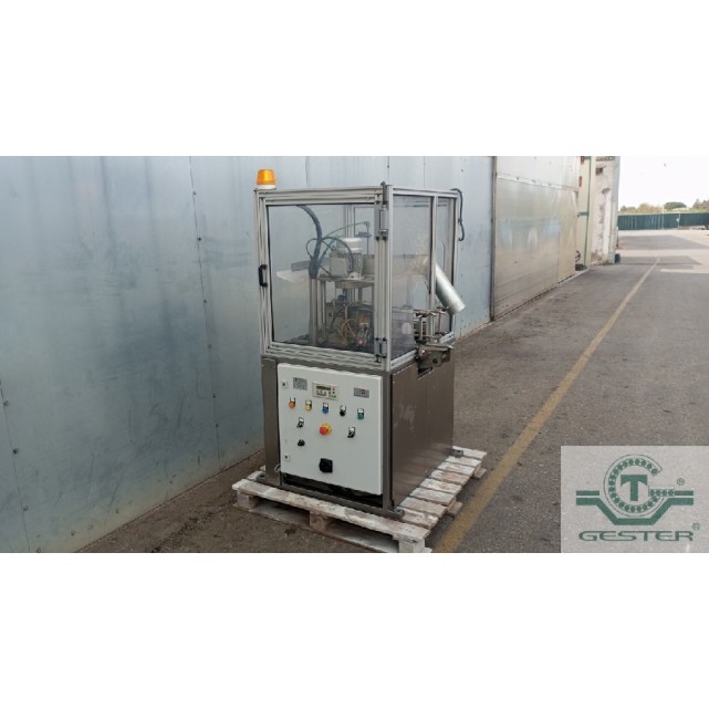 Bottle Cutting Machine