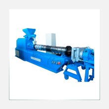 PLASTIC PELLETIZING MACHINERY